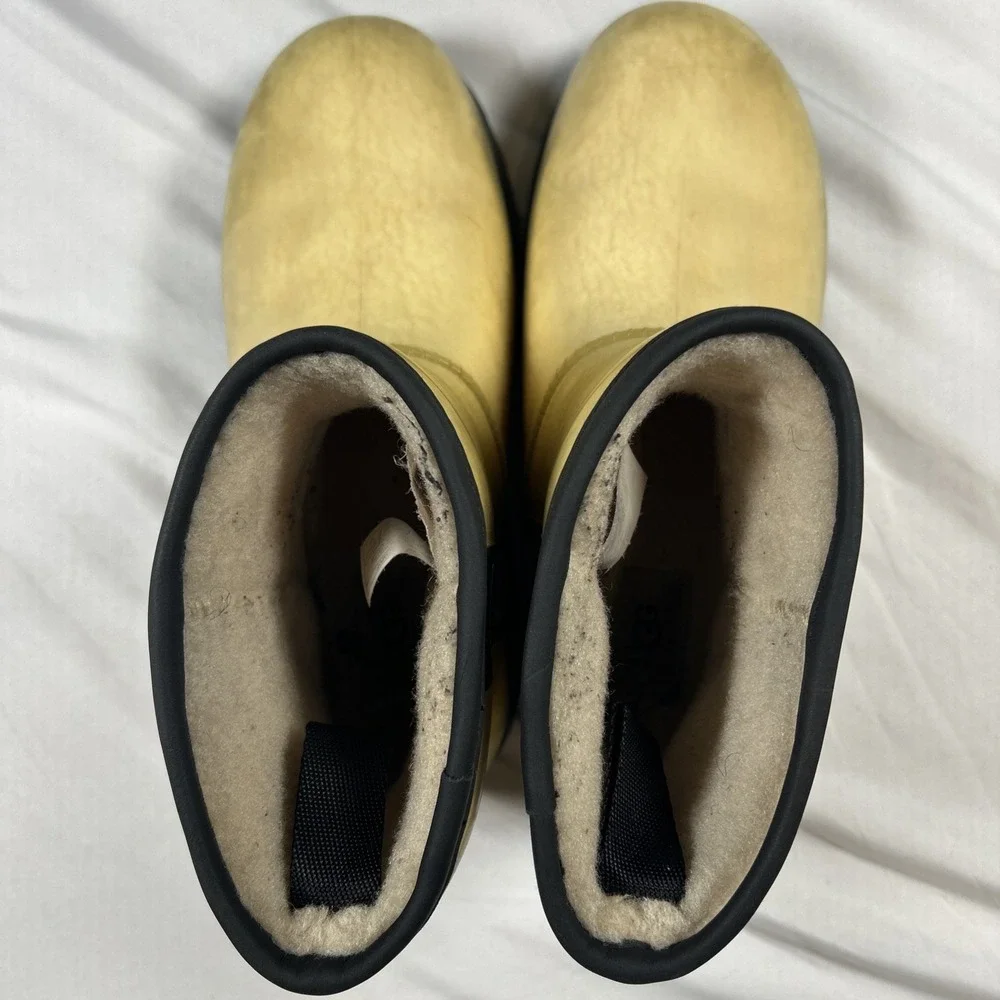 UGG Classic Clear Mini Clear Natural Black Boots Women's Size 9 Distressed